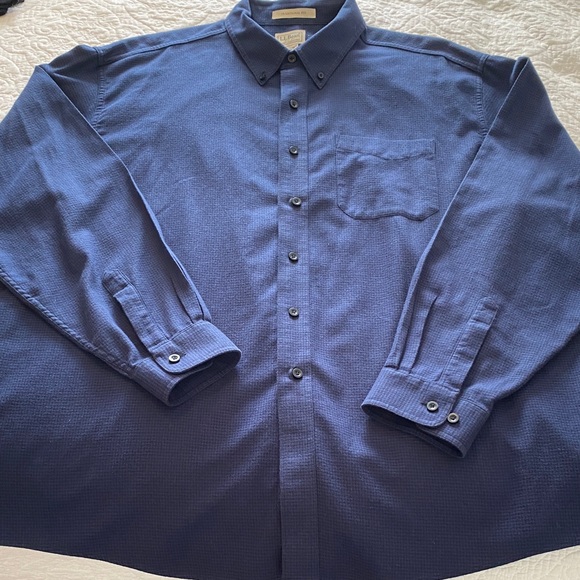 Bundle of 3 Men's L.L. Bean Wicked Good Flannel shirts - Picture 5 of 10